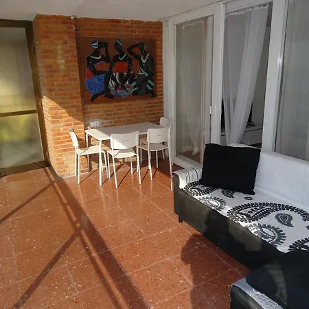 Helios 16 Apartamento *